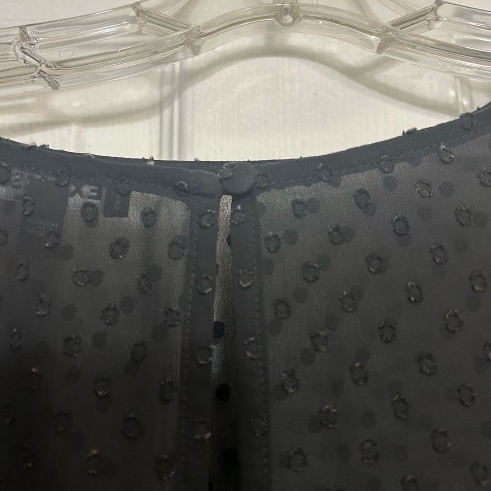 Express Black Women's Top - Picture 3 of 3